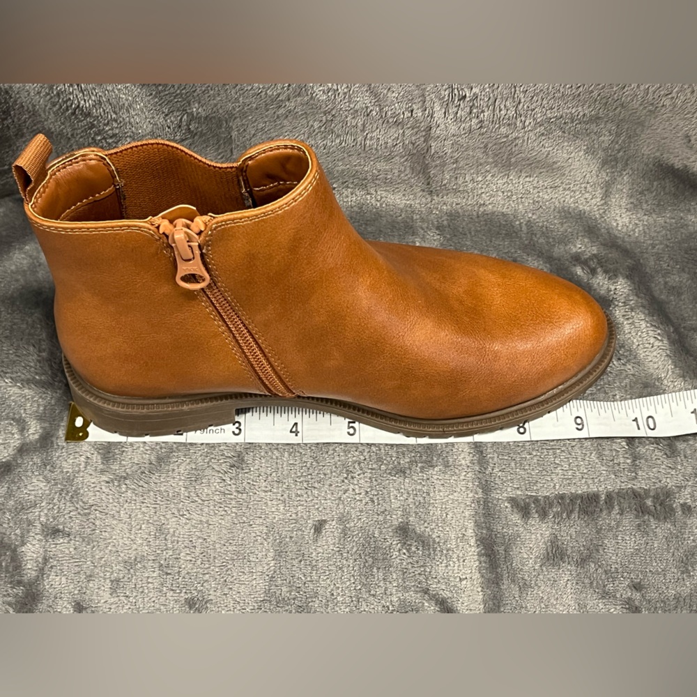 Cat & Jack kids ankle boots/ booties Side Zipper, stretchy panel. Tan Sz 3. NWOT - Picture 9 of 9